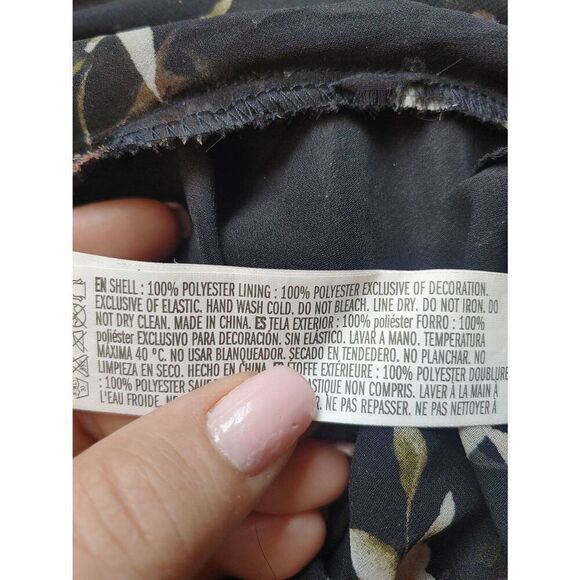 Forever 21 Women's PLUS Size 0X Black Floral Sheer Peplum Blouse - Picture 5 of 5